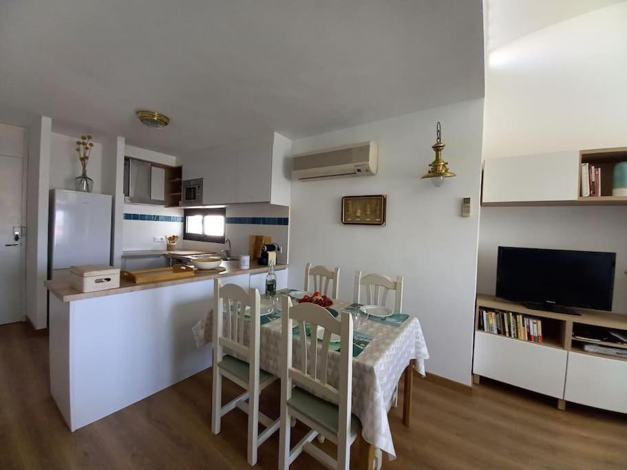 Precioso Apartamento En Complejo Con Piscina Cala'N Bosch  Exterior photo